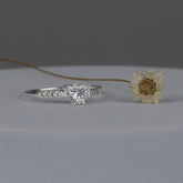 Anel de Prata 925 Coração Zircônias - Joias Prata Viva