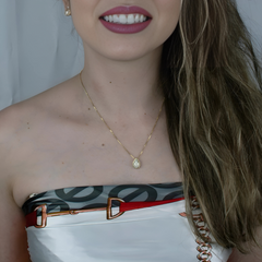 Colar Banhado a Ouro Gota com Micro Zircônias