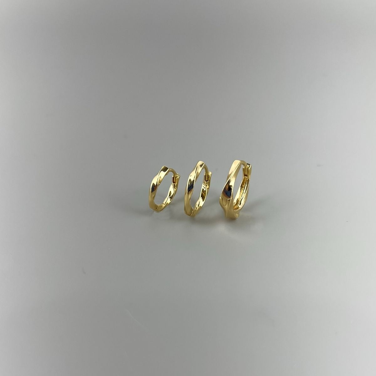 Torcido (Trio) - Brincos Banho de Ouro 18K